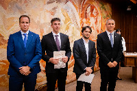 Ennek a képnek nincs leírása.