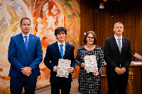 Ennek a képnek nincs leírása.