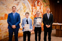 Ennek a képnek nincs leírása.