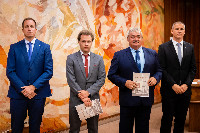 Ennek a képnek nincs leírása.