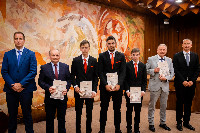 Ennek a képnek nincs leírása.