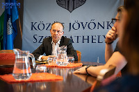 Ennek a képnek nincs leírása.