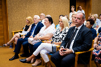 Ennek a képnek nincs leírása.