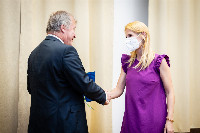 Ennek a képnek nincs leírása.