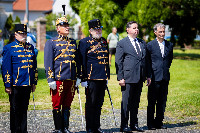 Ennek a képnek nincs leírása.