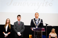 Cím nélküli előnézeti kép. Ennek a képnek nincs leírása.