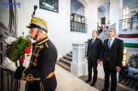 Ennek a képnek nincs leírása.