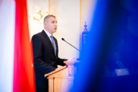 Cím nélküli előnézeti kép. Ennek a képnek nincs leírása.