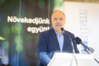 Cím nélküli előnézeti kép. Ennek a képnek nincs leírása.