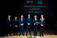 Cím nélküli előnézeti kép. Ennek a képnek nincs leírása.