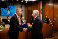 Ennek a képnek nincs leírása.