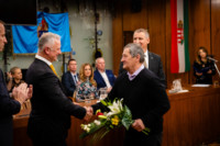 Ennek a képnek nincs leírása.