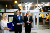 Ennek a képnek nincs leírása.