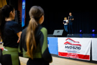 Ennek a képnek nincs leírása.