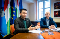 Ennek a képnek nincs leírása.