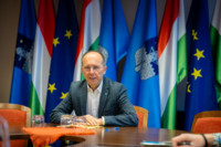 Ennek a képnek nincs leírása.