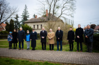 Ennek a képnek nincs leírása.