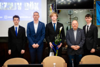 Ennek a képnek nincs leírása.