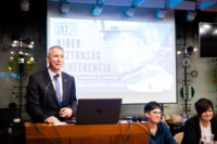 Ennek a képnek nincs leírása.