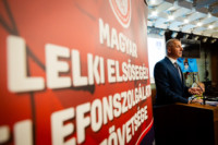 Ennek a képnek nincs leírása.