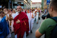 Ennek a képnek nincs leírása.