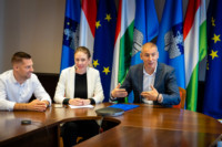 Ennek a képnek nincs leírása.