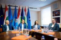 Ennek a képnek nincs leírása.