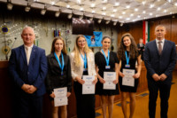 Ennek a képnek nincs leírása.