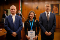 Ennek a képnek nincs leírása.