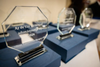 Ennek a képnek nincs leírása.