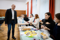 Ennek a képnek nincs leírása.