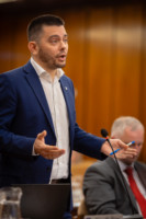 Ennek a képnek nincs leírása.