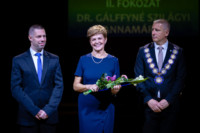 Ennek a képnek nincs leírása.