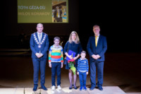 Ennek a képnek nincs leírása.