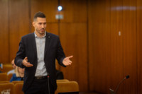 Ennek a képnek nincs leírása.