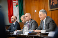 Ennek a képnek nincs leírása.