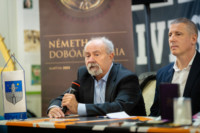 Cím nélküli előnézeti kép. Ennek a képnek nincs leírása.