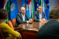 Ennek a képnek nincs leírása.