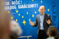 Ennek a képnek nincs leírása.
