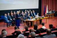 Ennek a képnek nincs leírása.