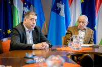 Ennek a képnek nincs leírása.