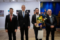 Ennek a képnek nincs leírása.