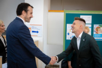 Ennek a képnek nincs leírása.