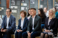 Ennek a képnek nincs leírása.