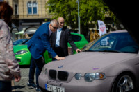 Ennek a képnek nincs leírása.