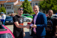 Ennek a képnek nincs leírása.