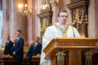 Ennek a képnek nincs leírása.