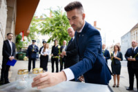 Ennek a képnek nincs leírása.