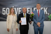 Cím nélküli előnézeti kép. Ennek a képnek nincs leírása.