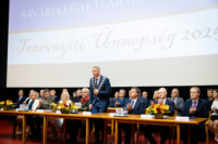 Ennek a képnek nincs leírása.